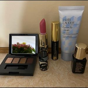 Estée Lauder Makeup Gift Set
